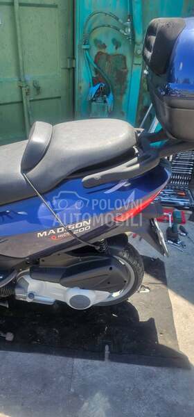 Delovi Malaguti Medison 200cc