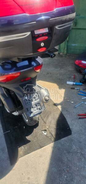 Delovi Malaguti Medison 200cc