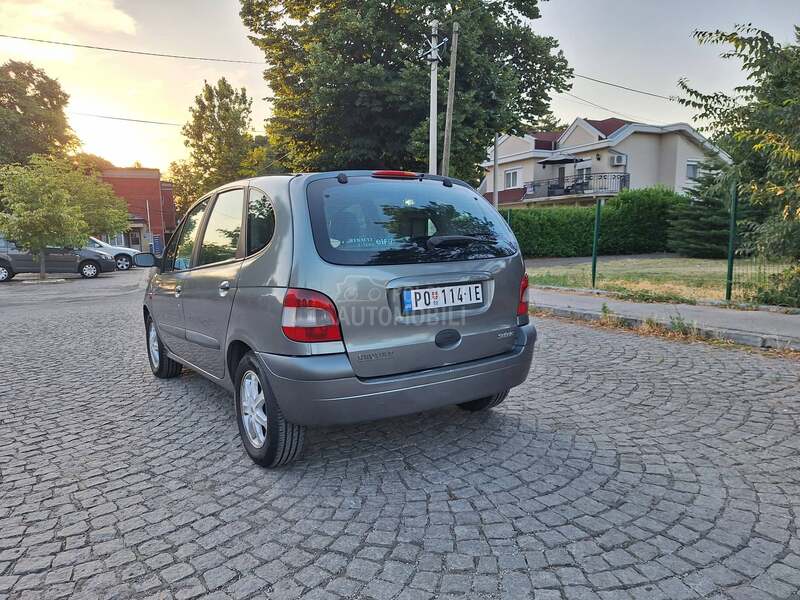 Renault Scenic 1.9 DCI
