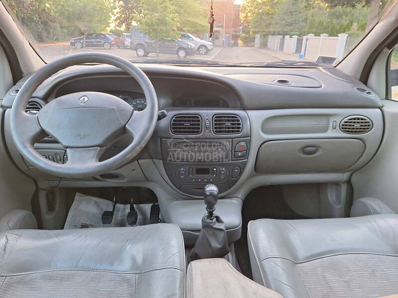 Renault Scenic 1.9 DCI