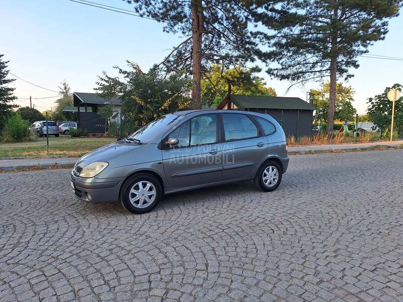 Renault Scenic 1.9 DCI
