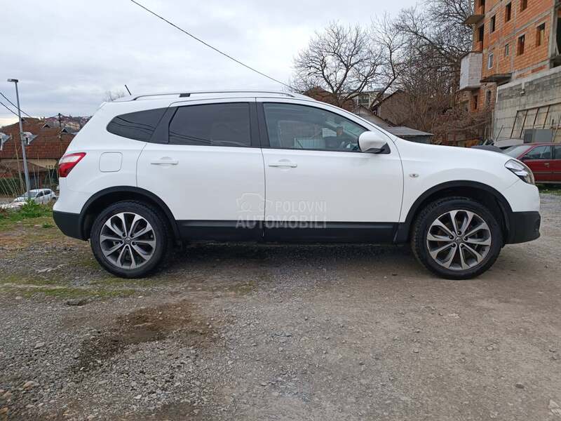Nissan Qashqai + 2 1.5 dci