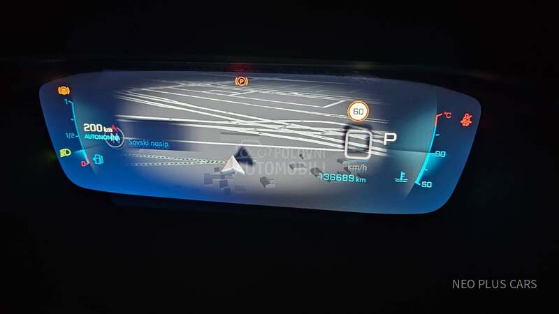 Peugeot 2008 ALLURE / VIRTUAL