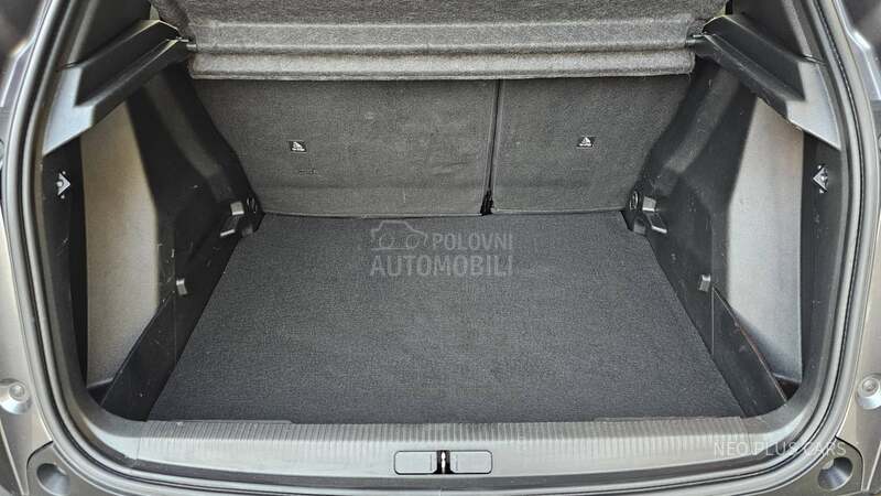 Peugeot 2008 ALLURE / VIRTUAL