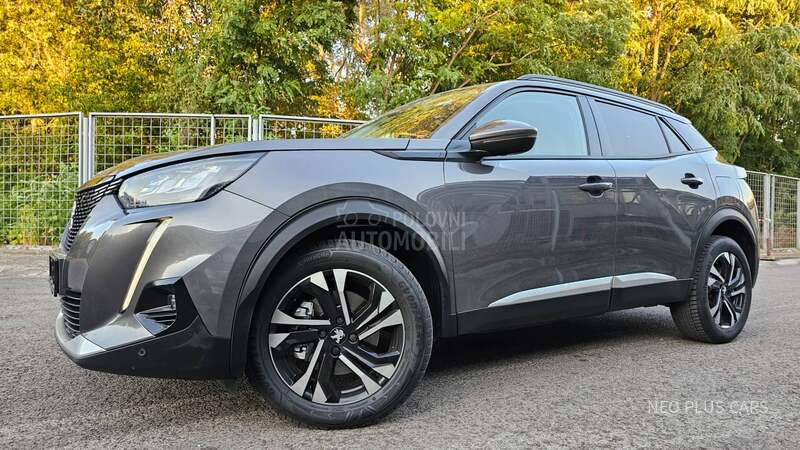 Peugeot 2008 ALLURE / VIRTUAL