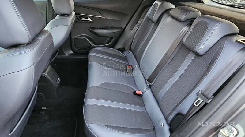 Peugeot 2008 ALLURE / VIRTUAL