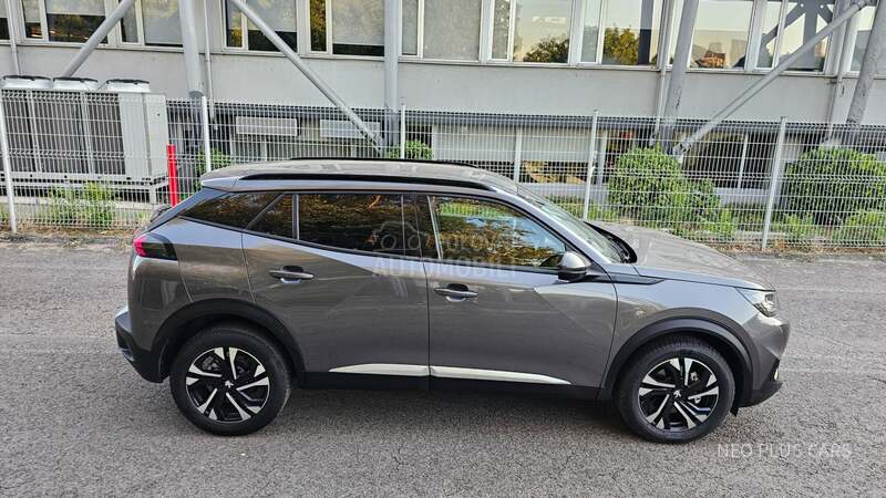 Peugeot 2008 ALLURE / VIRTUAL