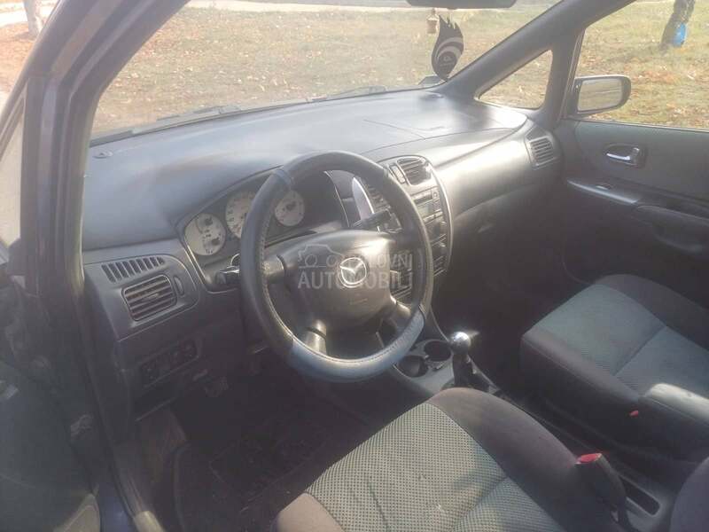 Mazda Premacy 