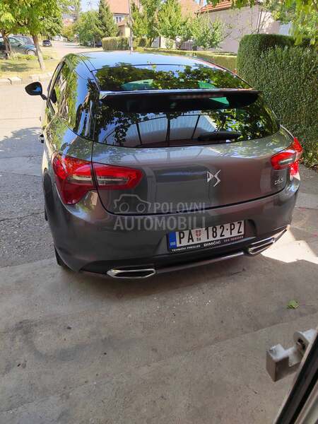 DS 5 