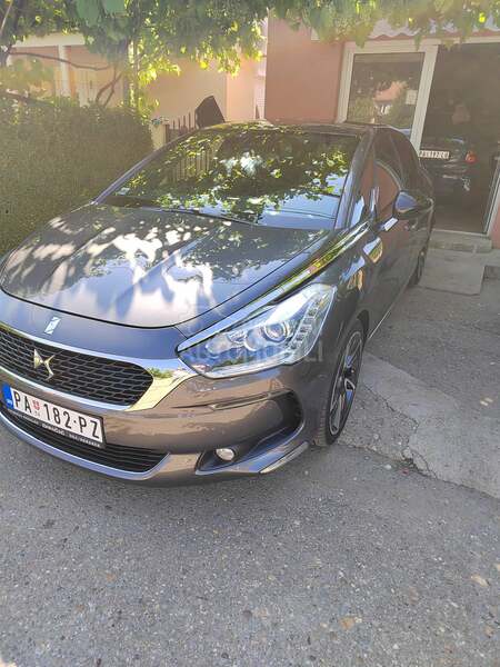 DS 5 