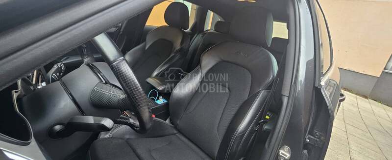 Audi A4 1.8 TFSI S-lin