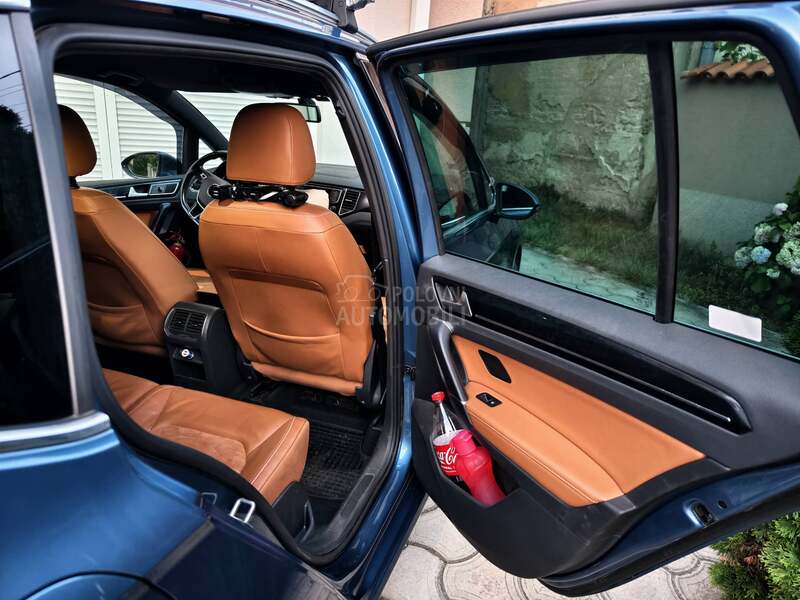 Volkswagen Golf Sportsvan 