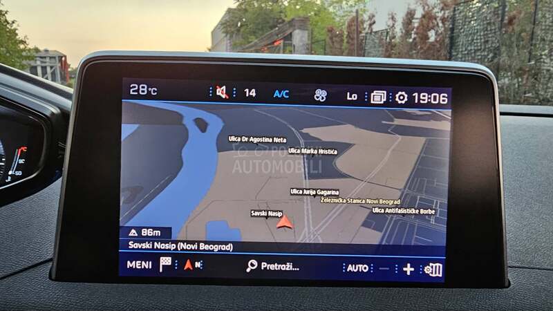 Peugeot 3008 1.5d 131 AUT0MATIK