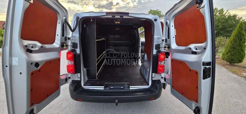 Peugeot Expert L2H1 3 sed. 1000kg