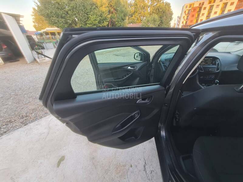 Ford Focus 1.5 tdci N/a/v/i