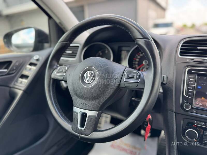 Volkswagen Golf 6 1.6 TDI / LED / XEN