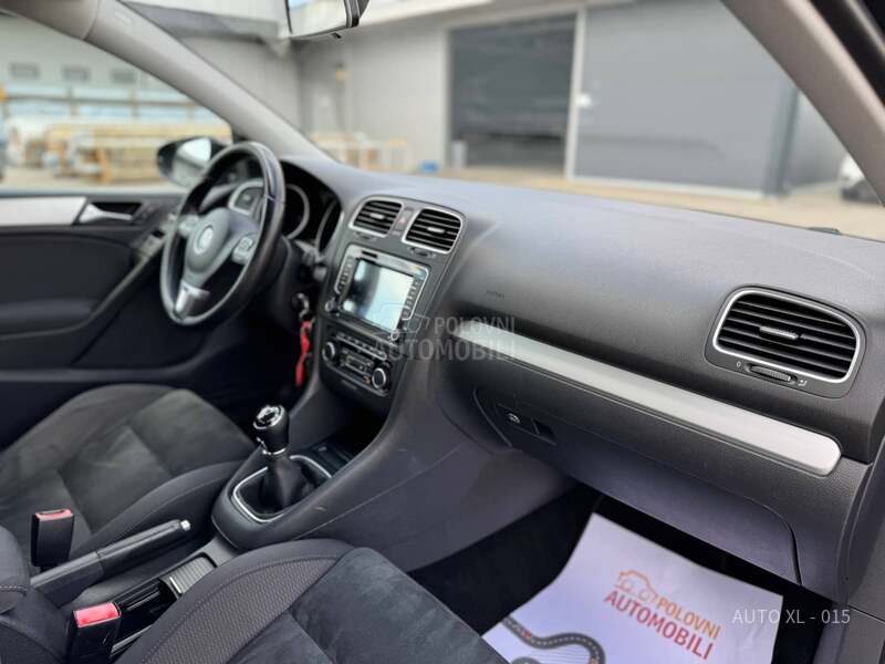 Volkswagen Golf 6 1.6 TDI / LED / XEN