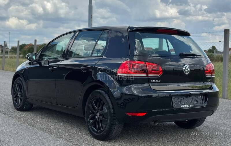 Volkswagen Golf 6 1.6 TDI / LED / XEN