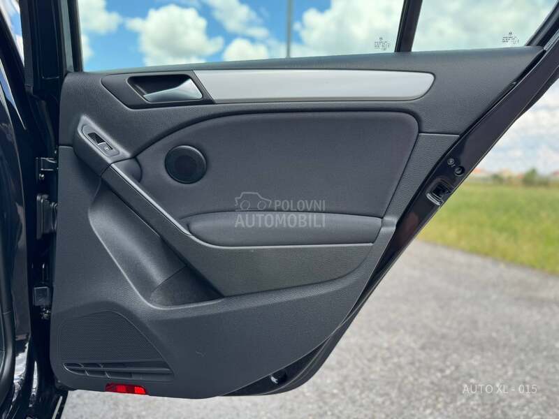 Volkswagen Golf 6 1.6 TDI / LED / XEN