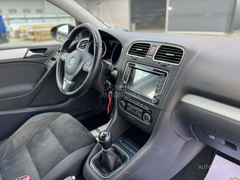 Volkswagen Golf 6 1.6 TDI / LED / XEN