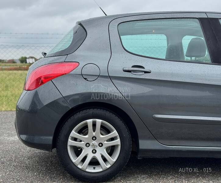 Peugeot 308 2.0 HDI // ALLURE