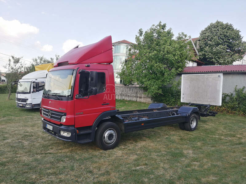 Mercedes Benz ATEGO 1318 SA SANDUKOM