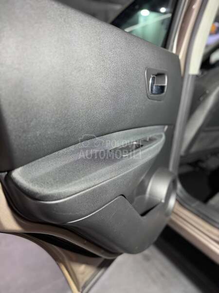 Nissan Qashqai 1.5 dci REZERVISAN