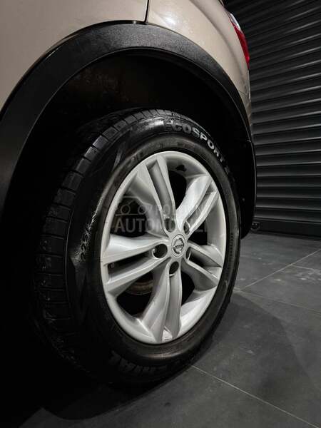Nissan Qashqai 1.5 dci REZERVISAN