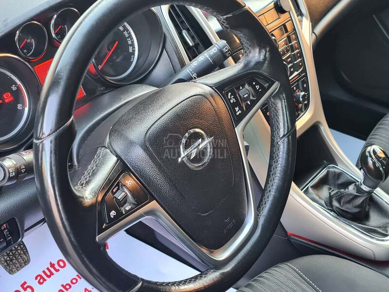 Opel Astra J 1.7cdti ENJOY