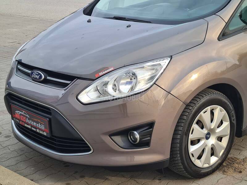 Ford Grand C-Max 1.6tdci NAAVIGACIJA