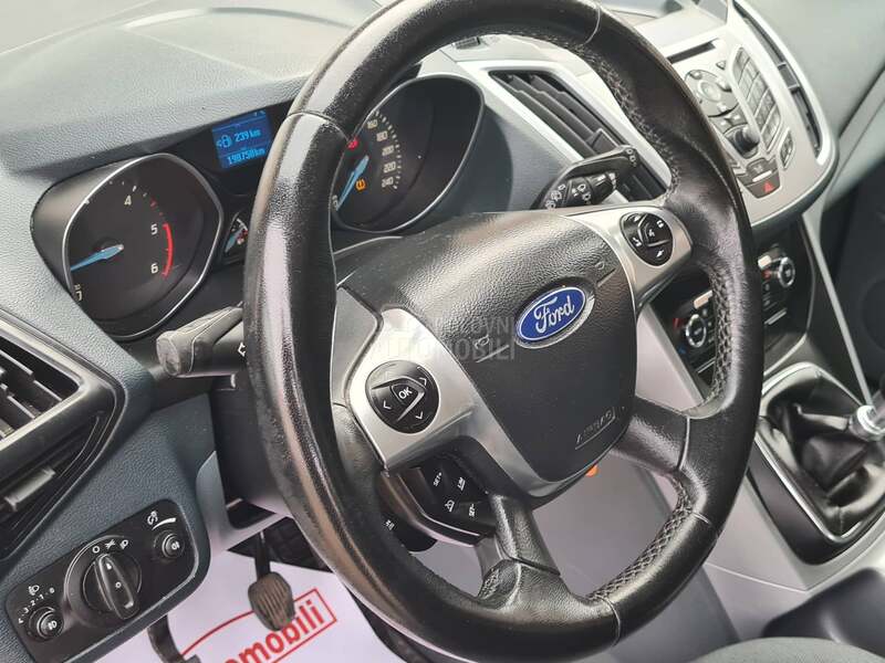 Ford Grand C-Max 1.6tdci NAAVIGACIJA