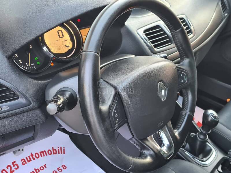 Renault Megane 1.6 Limited