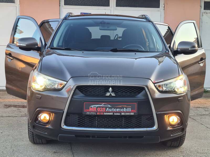 Mitsubishi ASX 1.8DI-D 4x4 PAANORAM