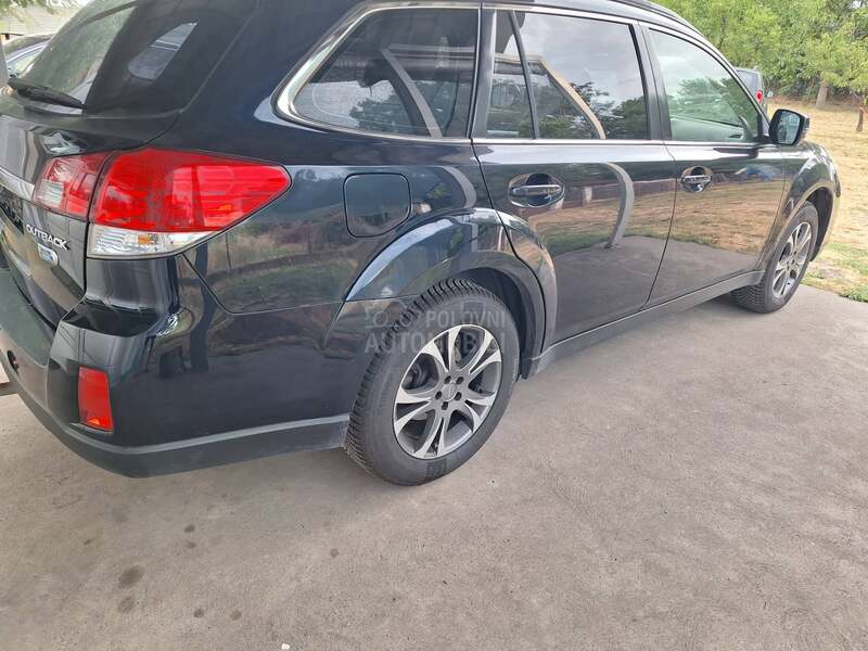 Subaru Outback 2.0 D