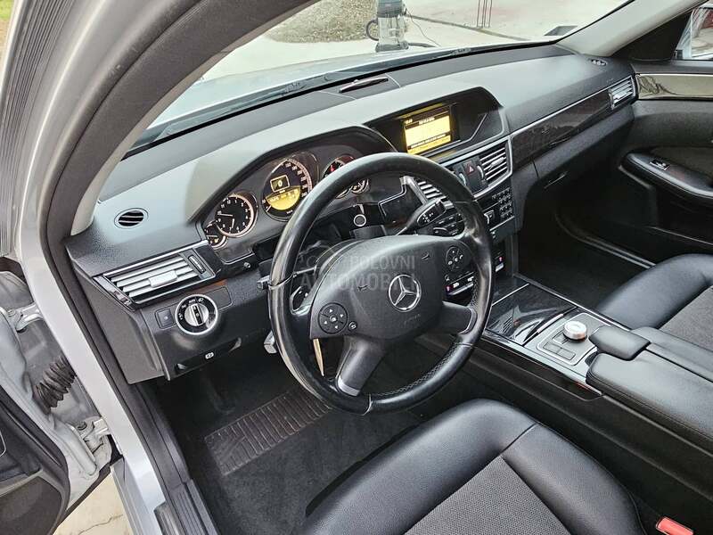 Mercedes Benz E 220 7G Tronic Menjač