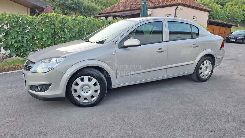 Opel Astra H ENJOY