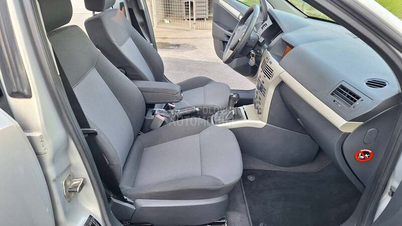 Opel Astra H ENJOY