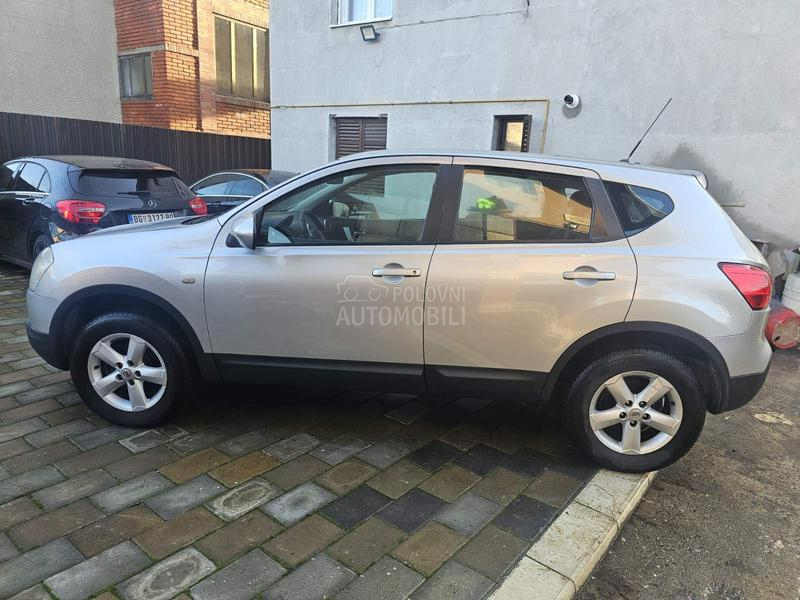 Nissan Qashqai 1.6 G A S