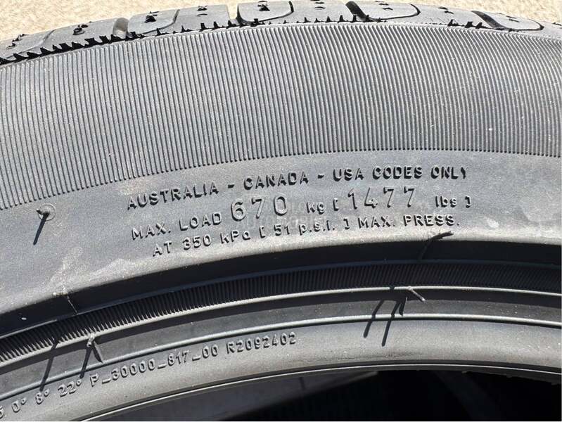 Pirelli 235/45 R18 Letnja