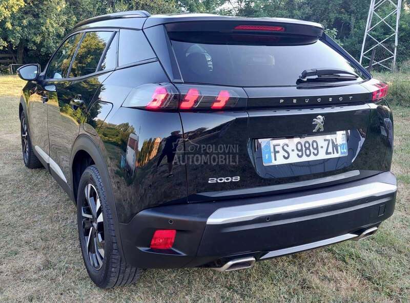 Peugeot 2008 1.2 ALLURE AUTO