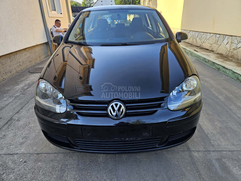 Volkswagen Golf 5 r.eg g.od 1.64000
