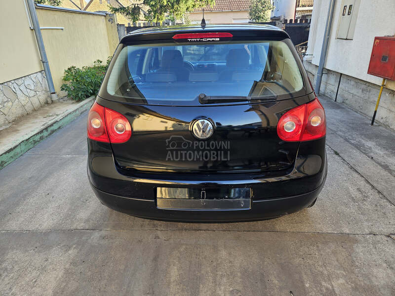 Volkswagen Golf 5 r.eg g.od 1.64000