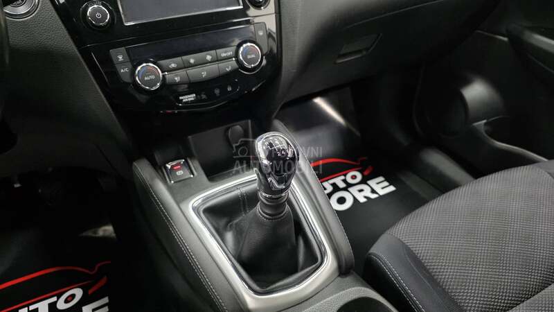 Nissan Qashqai 1.6 DIG-T N-connecta