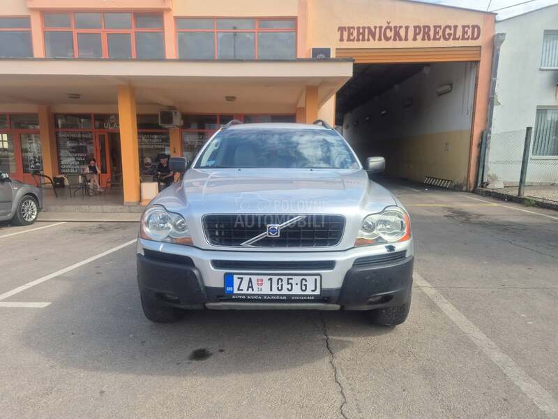 Volvo XC90 