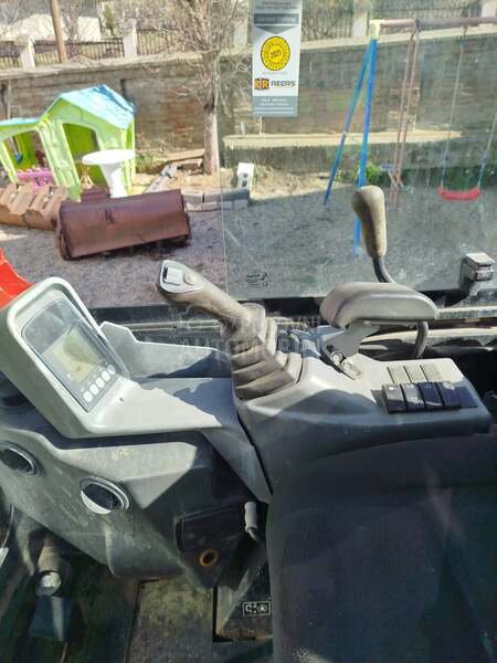 Yanmar SV16