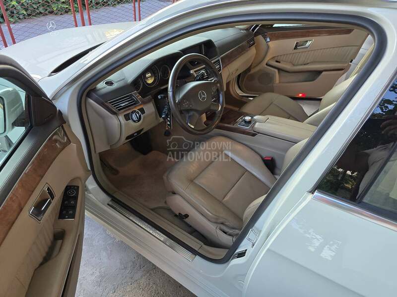 Mercedes Benz E 250 4matic