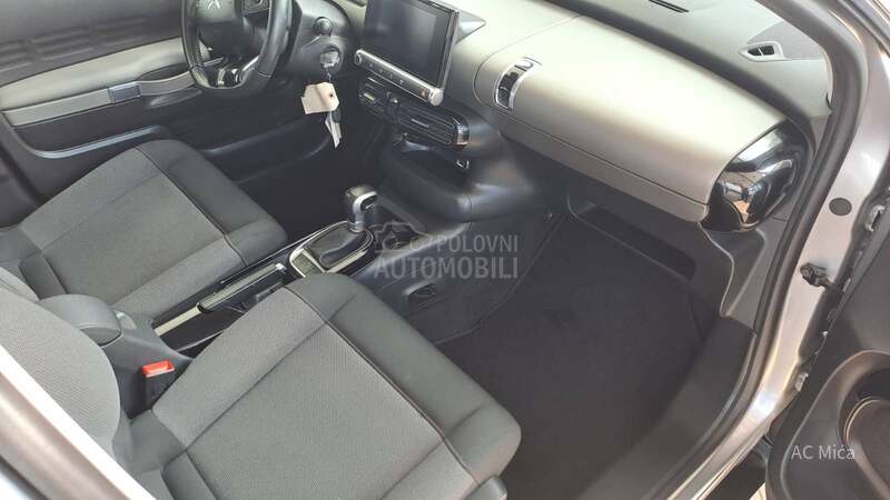 Citroen C4 Cactus 1.2PURE NAV ALIU LED