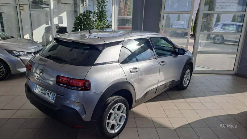 Citroen C4 Cactus 1.2PURE NAV ALIU LED