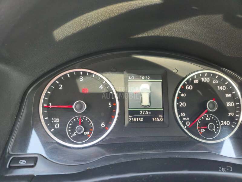 Volkswagen Tiguan 2.0 Tdi Xen Led Pan