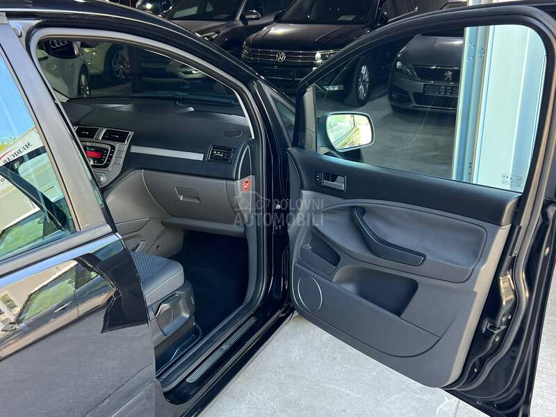 Ford C-Max TITANIUM
